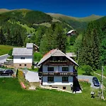Nockalm Бад-Кляйнкірхгайм
